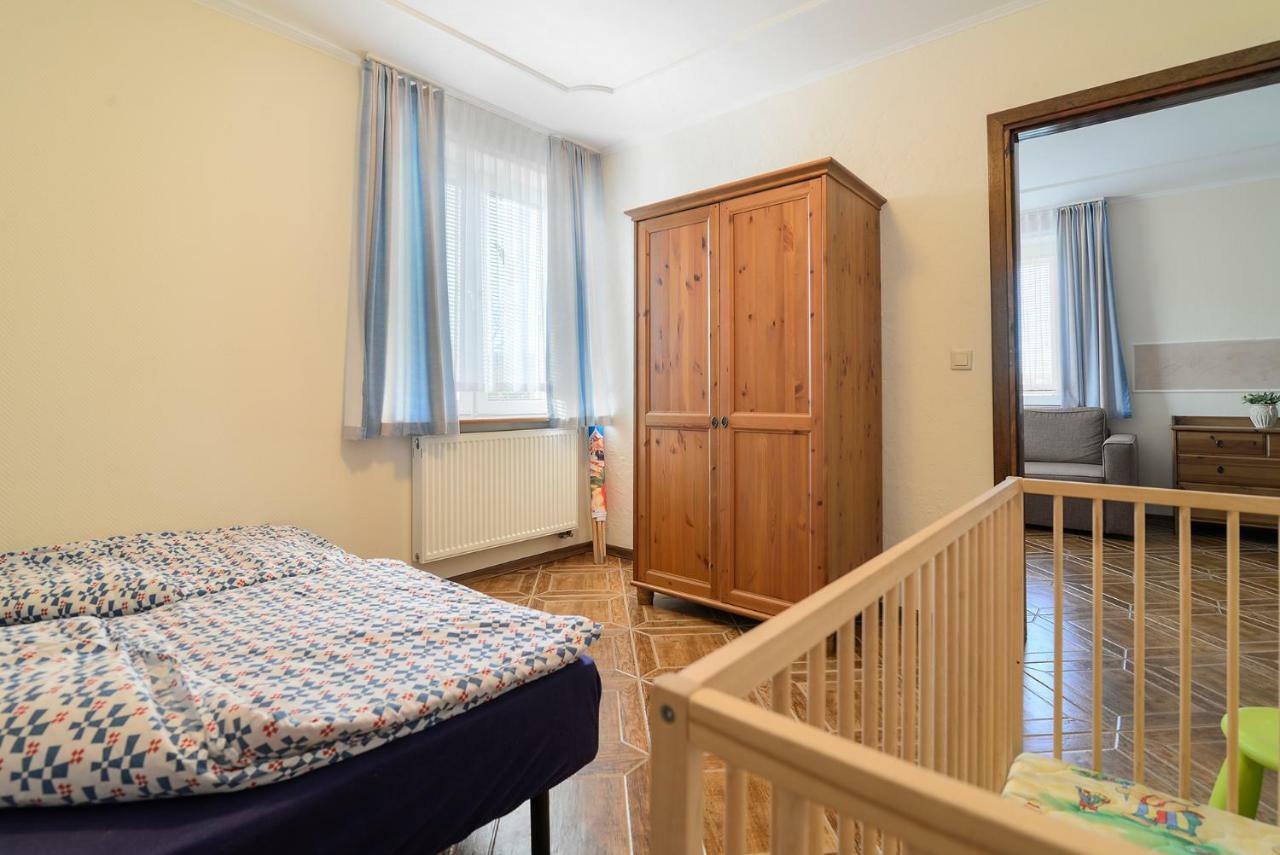 Pionow Rodzinne Apartamenty Urocza 10 Krynica Morska Exterior foto